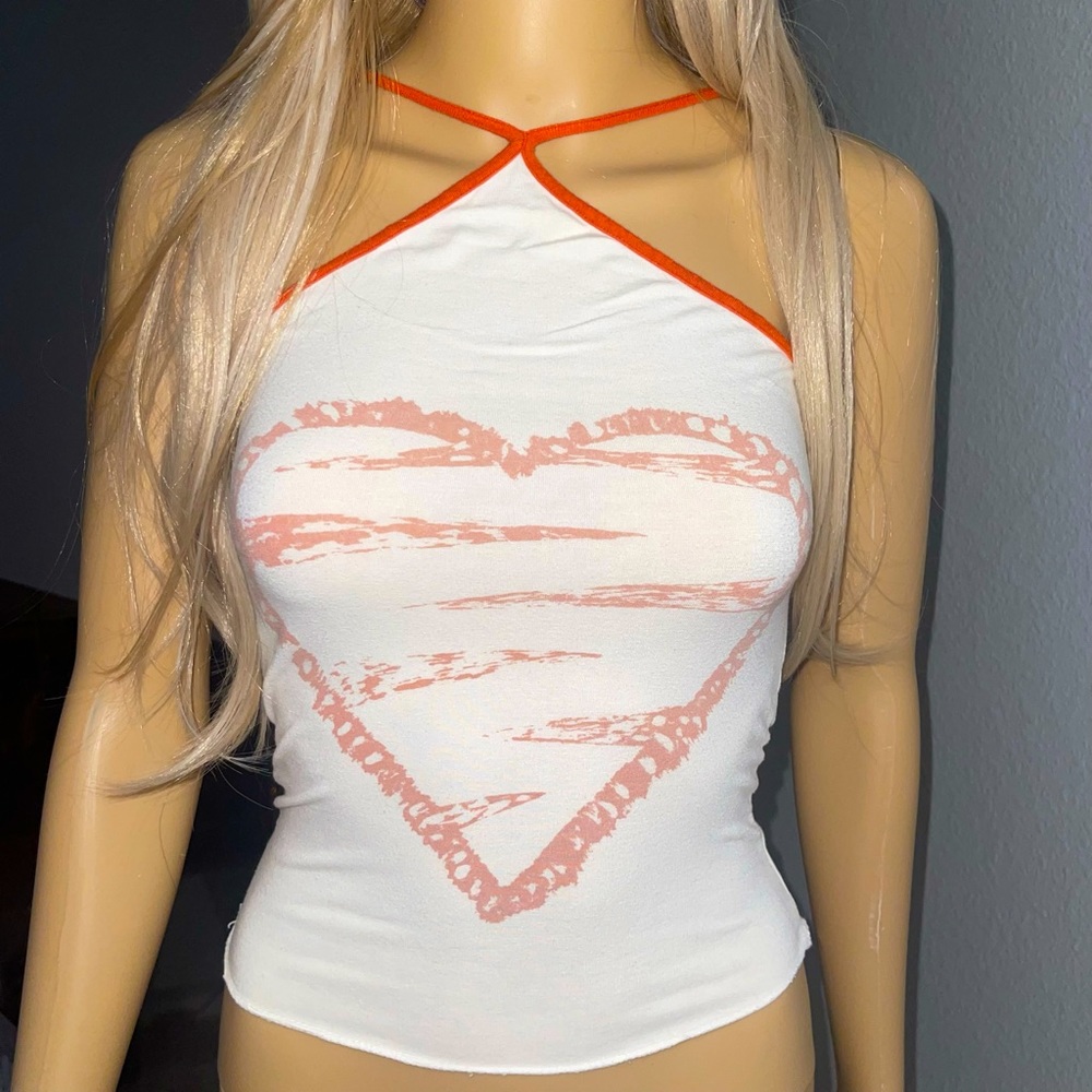 Cute halter top with unique heart ❤️ design